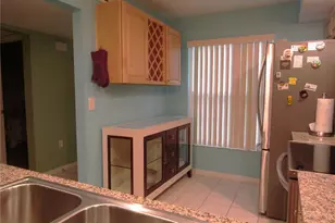 4733 Winslow Beacon, Sarasota, FL 34235 - Photo 7