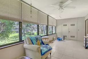 427 Palm Tree Dr, Bradenton, FL 34210 - Photo 19