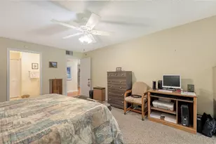 427 Palm Tree Dr, Bradenton, FL 34210 - Photo 25