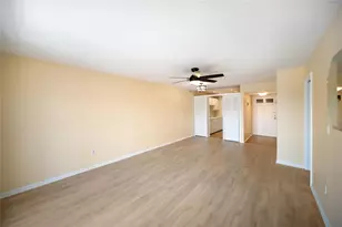 200 The Esplanade N, Venice, FL 34285 - Photo 5