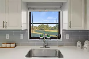 4004 Hidden River Ln, Sarasota, FL 34240 - Photo 11