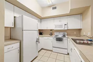 4142 Central Sarasota Pkwy, Sarasota, FL 34238 - Photo 9