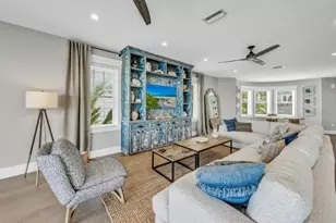 112 11th St S, Bradenton Beach, FL 34217 - Photo 9