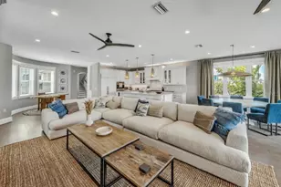 112 11th St S, Bradenton Beach, FL 34217 - Photo 11