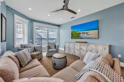 112 11th Street S, Bradenton Beach, FL 34217 - Photo 23