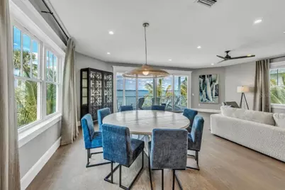 112 11th Street S, Bradenton Beach, FL 34217 - Photo 17