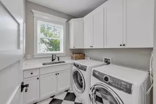 112 11th St S, Bradenton Beach, FL 34217 - Photo 27