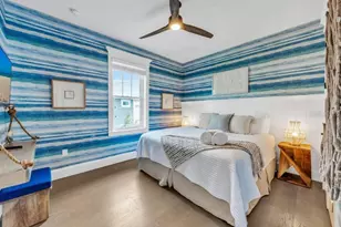 112 11th St S, Bradenton Beach, FL 34217 - Photo 35