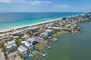 112 11th St S, Bradenton Beach, FL 34217 - Photo 3