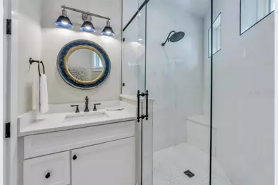 112 11th Street S, Bradenton Beach, FL 34217 - Photo 43