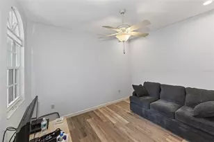 5633 E Long Common Ct, Sarasota, FL 34235 - Photo 13