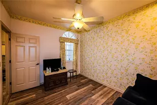 5633 E Long Common Ct, Sarasota, FL 34235 - Photo 21