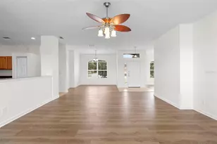 10725 Via Capri Ln, Clermont, FL 34711 - Photo 5