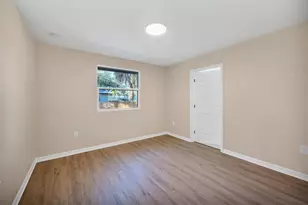 3058 Palmadelia Ave, Sarasota, FL 34234 - Photo 17