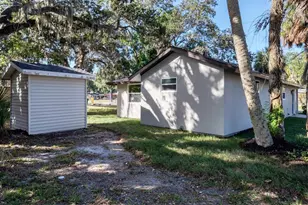 3058 Palmadelia Ave, Sarasota, FL 34234 - Photo 23