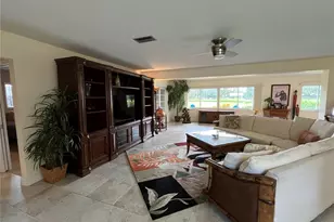 3337 Springmill Cir, Sarasota, FL 34239 - Photo 9