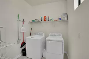 10042 Crooked Crk Dr, Venice, FL 34293 - Photo 25