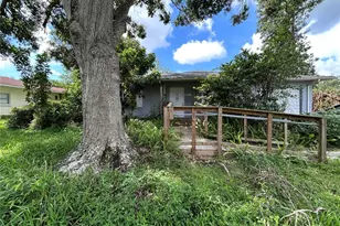 5336 33rd Ave N, Saint Petersburg, FL 33710 - Photo 17