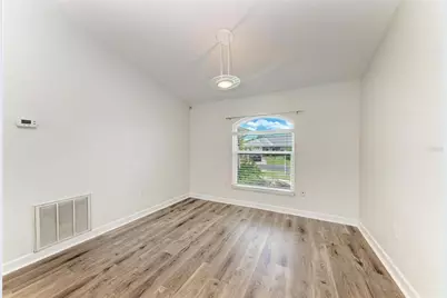 2403 Icecapade Drive, Sarasota, FL 34240 - Photo 9