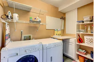 1637 Brookhouse Ct, Sarasota, FL 34231 - Photo 45