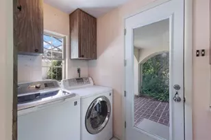 457 Woodland Dr, Sarasota, FL 34234 - Photo 33