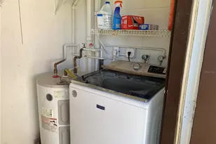 104 Capri Isles Blvd, Venice, FL 34292 - Photo 19