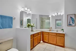 3811 Parkridge Cir, Sarasota, FL 34243 - Photo 23