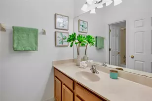 3811 Parkridge Cir, Sarasota, FL 34243 - Photo 27