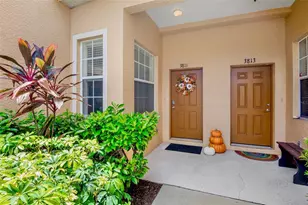 3811 Parkridge Cir, Sarasota, FL 34243 - Photo 3