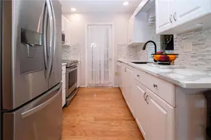 808 Mandarin Cir, Bradenton, FL 34208 - Photo 17