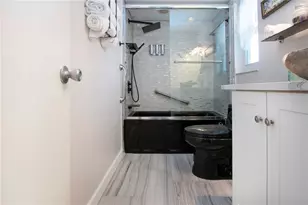 808 Mandarin Cir, Bradenton, FL 34208 - Photo 43