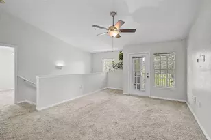 8827 Manor Loop, Lakewood Ranch, FL 34202 - Photo 5