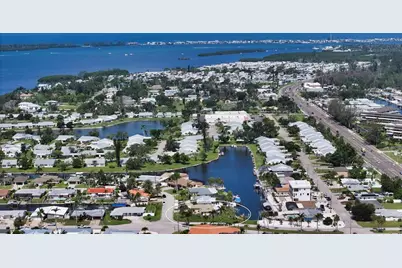 9207 Bimini Drive, Bradenton, FL 34210 - Photo 35