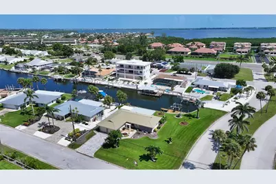 9207 Bimini Drive, Bradenton, FL 34210 - Photo 7