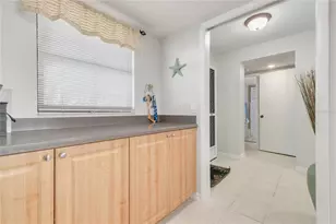 8701 Midnight Pass Rd, Sarasota, FL 34242 - Photo 11