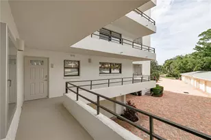 8701 Midnight Pass Rd, Sarasota, FL 34242 - Photo 7