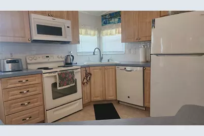 10 S Botany Bay Circle, Englewood, FL 34223 - Photo 3