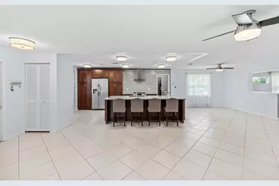 7082 W Country Club Drive N #7082, Sarasota, FL 34243 - Photo 15