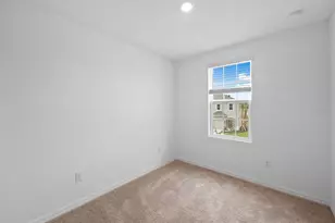 8581 Lunar Skye St, Sarasota, FL 34241 - Photo 15