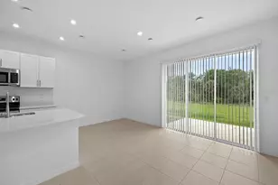 8581 Lunar Skye St, Sarasota, FL 34241 - Photo 9