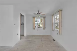 3705 116th St Ct W, Bradenton, FL 34210 - Photo 7