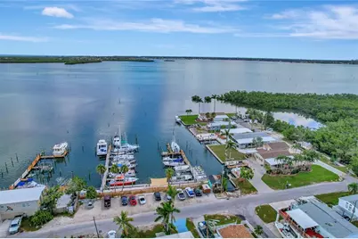 3705 116th Street Court W, Bradenton, FL 34210 - Photo 1