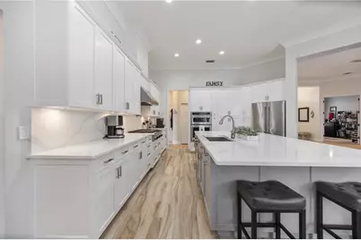 7555 Tori Way, Lakewood Ranch, FL 34202 - Photo 19