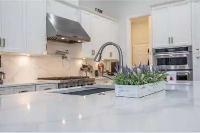 7555 Tori Way, Lakewood Ranch, FL 34202 - Photo 21