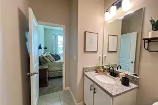 3567 74th Ave Circle E, Sarasota, FL 34243 - Photo 15