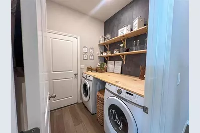 3567 74th Avenue Circle E, Sarasota, FL 34243 - Photo 17