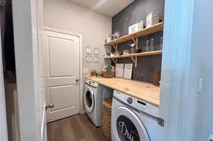 3567 74th Ave Circle E, Sarasota, FL 34243 - Photo 17