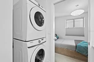 1709 N Tamiami Trl, Sarasota, FL 34234 - Photo 21