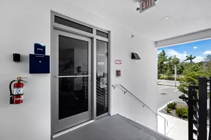 1709 N Tamiami Trl, Sarasota, FL 34234 - Photo 53