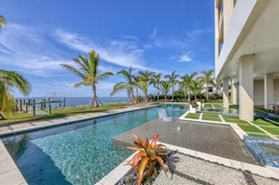 1000 Tocobaga Ln, Sarasota, FL 34236 - Photo 7